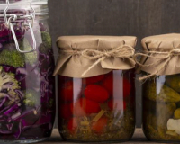 
		Fermentar per cuidar: salut, terra i coneixement
	