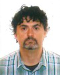 En Jaume Casadesús Brugués és Dr. en Biologia i Enginyer Informàtic. Després de treballar a la Universitat de Barcelona, l’any 2001 va entrar a formar part de l’IRTA. Actualment és el Cap del Programa d’Ús Eficient de l’Aigua en Agricultura. Està especialitzat en l’adaptació de Tecnologies de la Informació i les Comunicacions (TICs) per a atendre reptes de l’agricultura i el medi ambient. La seva línia de recerca actual consisteix en la supervisió i control automatitzats del reg integrant sensors d’aigua al sòl i simulació de la demanda hídrica dels cultius.
